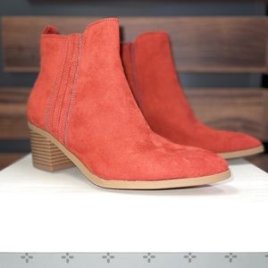 Sun and Stone Ankle Booties size 6.5